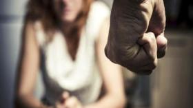 الحجر الصحي والعنف المنزلي.. هذا ما يحدث للنساء؟