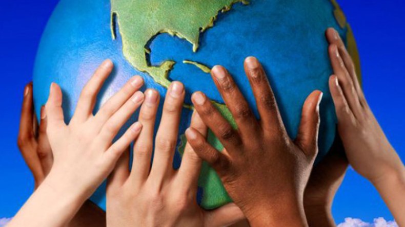 عولمة الإسلام أم أسلمة العولمة؟