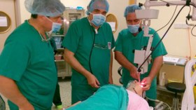 الشروع في إجراء 300 عملية جراحية لمرضى العيون بتمنراست