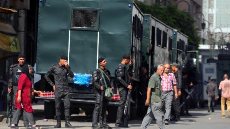 السلطات المصرية تنتقم من عائلات المعارضين