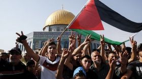 ترامب سيطلب من “إسرائيل” الانسحاب من أحياء في القدس