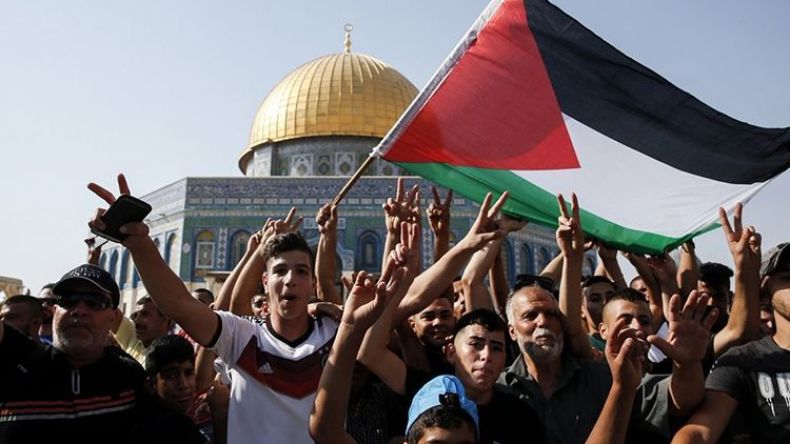 ترامب سيطلب من “إسرائيل” الانسحاب من أحياء في القدس
