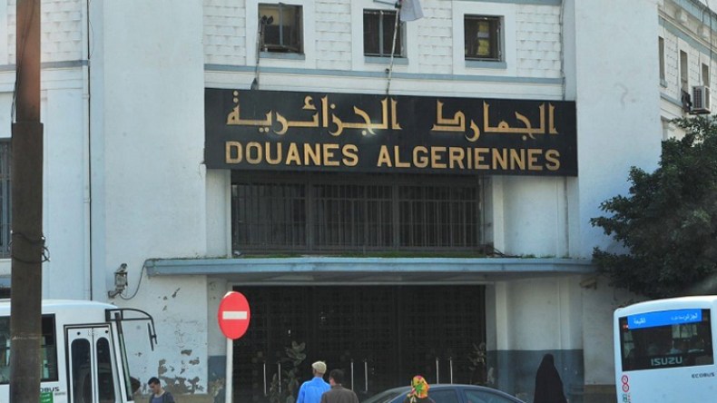 قروض دون فائدة تصل 100 مليون لعمال الجمارك