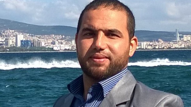 عبد الغفور ديدي يعالج دودة الكتب والبزويش قبل الطوفان