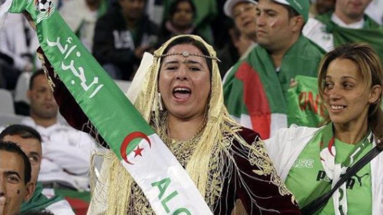 المستديرة تسحر عيون وقلوب الجنس اللطيف