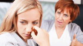 تخلق خلافات داخل العائلات وتؤجج الغيرة