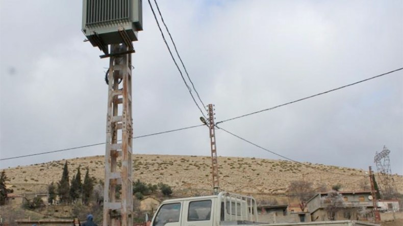 أسلاك كهربائية تقتل شابا وتهدد حياة مئات السكان بسطيف