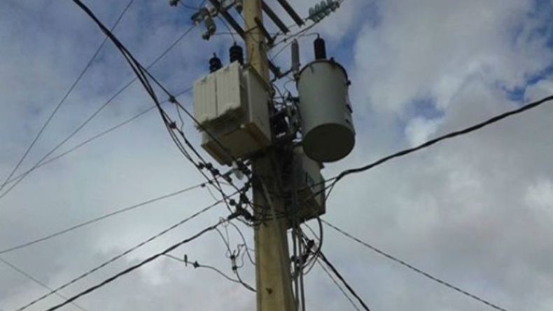 انقطاعات الكهرباء تفاقم معاناة سكان أدرار في موسم الحر