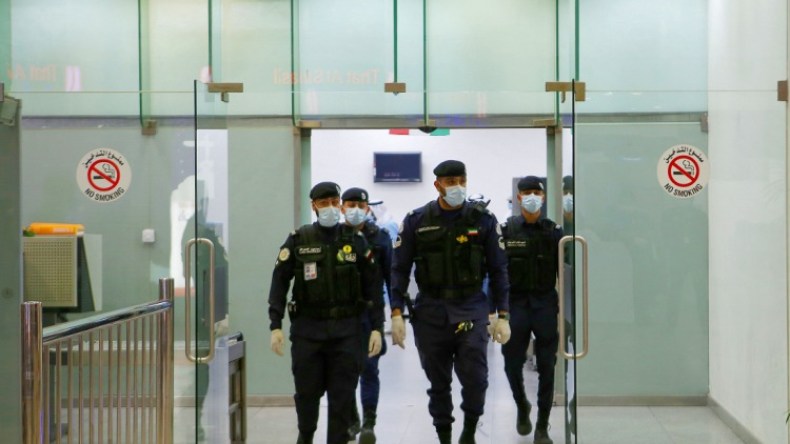 فيروس كورونا يتفشى عالمياً