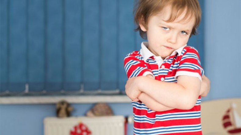 هكذا تتعاملين مع طفلك اللَحوح!