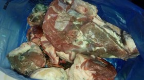 حجز 4 قناطير من اللحوم و2800 وحدة بيض غير صالحة بالبويرة