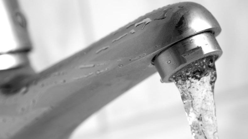 الماء يمكن أن يقضي على كورونا