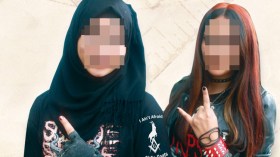 مراهقون يعتنقون الماسونية