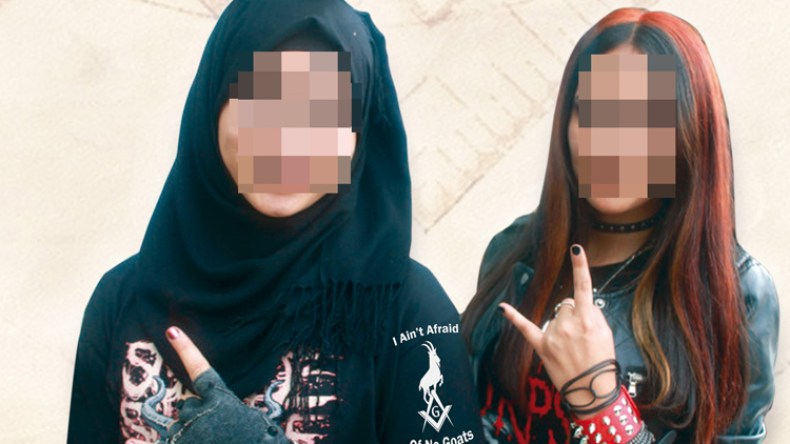 مراهقون يعتنقون الماسونية