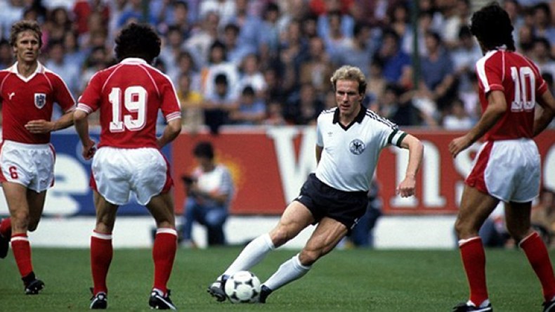 عندما يتغيّر القانون بسبب الجزائر