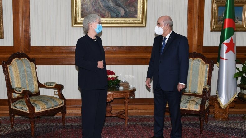 الرئيس تبون يستقبل سفيرة ألمانيا بالجزائر