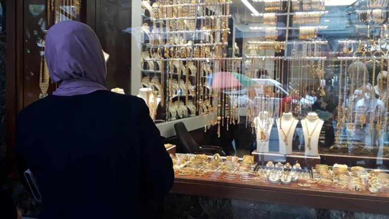 تفكيك شبكة وطنية مختصة في سرقة محلات المجوهرات