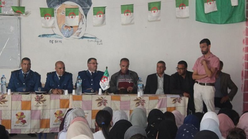 2504 نشاط تحسيسي للأمن حول أخطار استهلاك المخدرات والمؤثرات العقلية