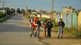 بطالون في عمر الزهور والأولياء في ورطة!