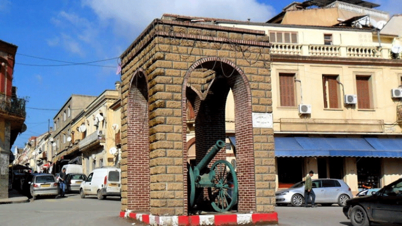 “مدفع القليعة” يسترجع مكانته بوسط المدينة