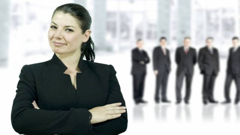 المرأة قوية الشخصية.. هل يكرهها الرجل؟