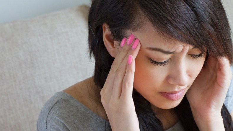 المرض في الصغر لعنة تطارد البنت بقية العمر