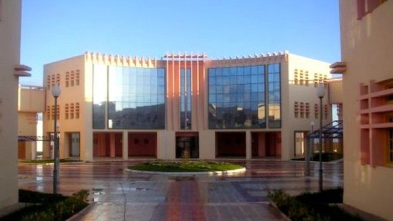 فصل طلبة فلسطينيين اعتدوا على أستاذ بجامعة تيسمسيلت