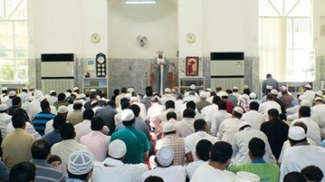 لماذا لا تجد خُطب المساجد طريقها إلى واقعنا؟! (2)