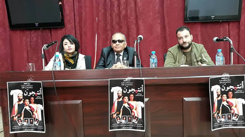 المسرح الجزائري يمتلك طاقات تفوق عادل إمام والبعد عن العاصمة “قبرها”