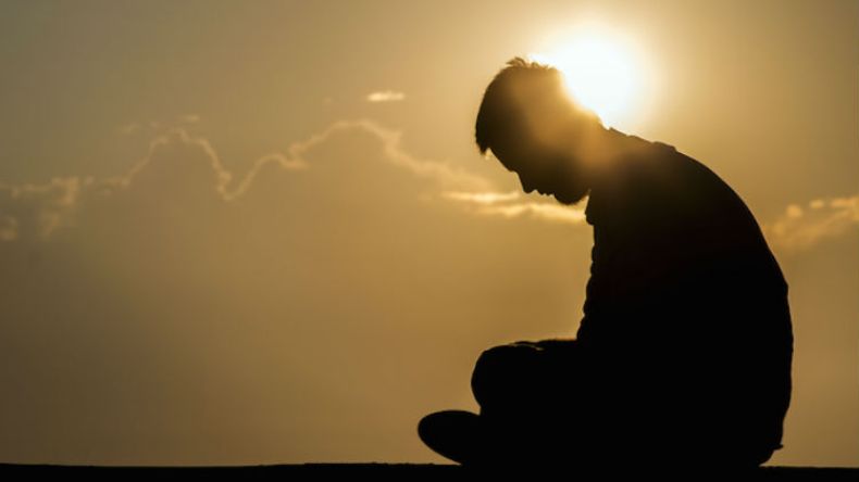 من ينقذ عائلتي من الشتات؟