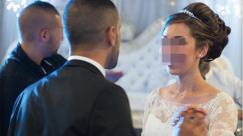 حينما تتزوج المطلقة بأعزب!