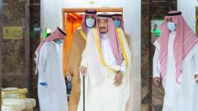 الملك سلمان يغادر المستشفى