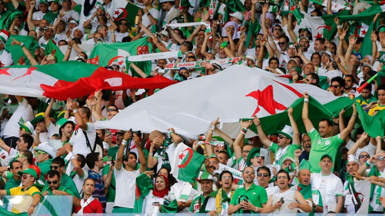 الجماهير الجزائرية تعيش “اليتم الكروي” في مونديال روسيا