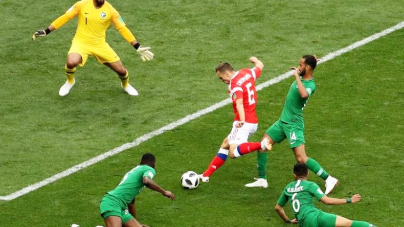 حتى كرة القدم ضدنا