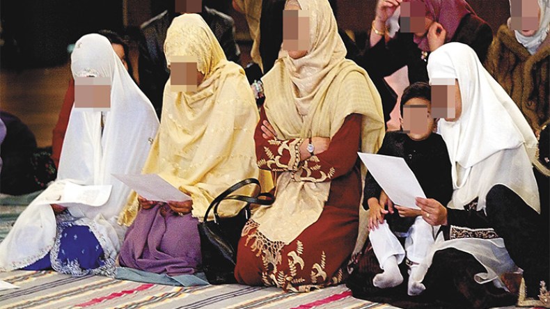 من أماكن للصلاة إلى ملتقى لعروض الزواج