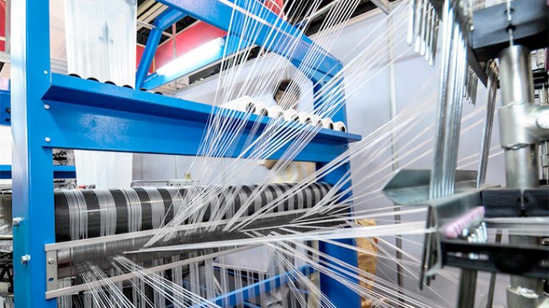 رجال أعمال “يفتكّون” عقارات 15 مصنع نسيج “مفلس”!