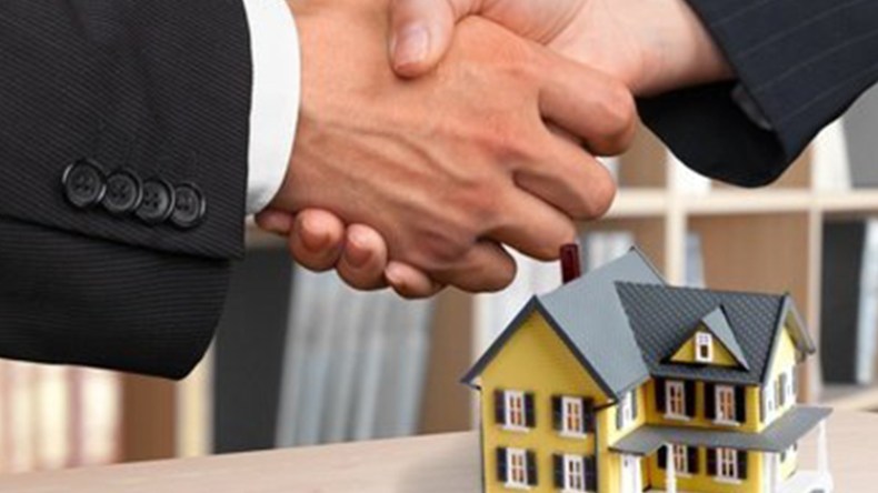 حبس مقاول متهم بالاحتيال على المواطنين بسطيف