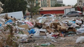 سكان حي المحطة 1 بواد أوشايح يشتكون انتشار النفايات