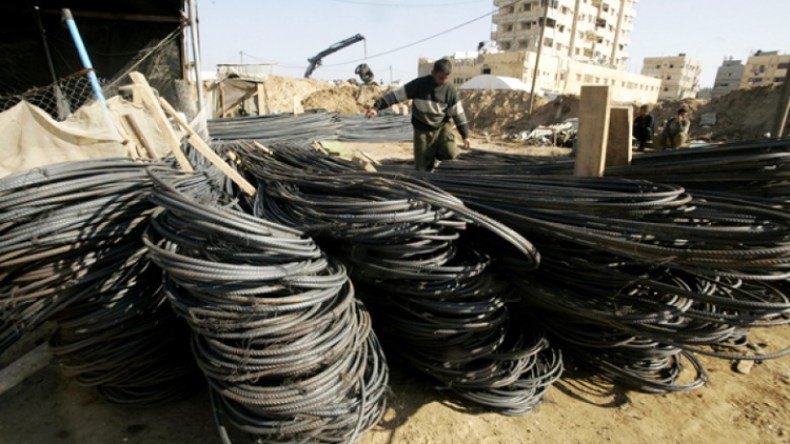 عصابة دولية تهرّب النفايات الحديدية من مشاريع “عدل” إلى أوروبا!