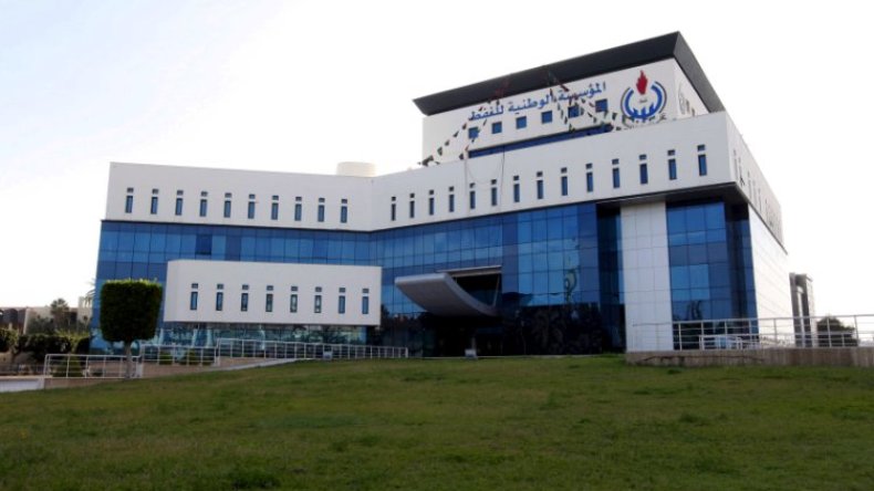 حكومة الوفاق تمنح مؤسسة النفط تمويلاً بمليار دولار