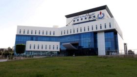 الليبيون يبحثون توحيد حرس المنشآت النفطية