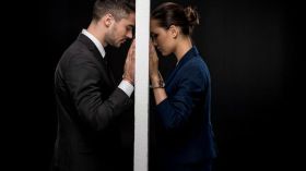 عليك بالحذر.. هذه التصرفات تنفر شريك العمر؟!