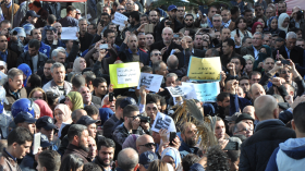 “تكتل النقابات” يقرّر الاحتجاج في عيد العمال