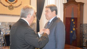 الشرطة البرتغالية تقلّد اللواء هامل الميدالية الذهبية