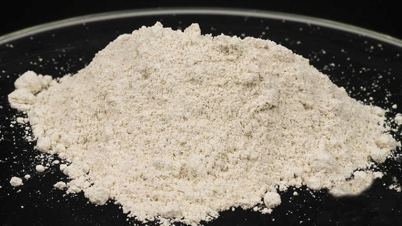 نجل المطرب قروابي مهدد بـ 12 سنة حبسًا بسبب الهيروين!