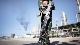 معركة الهلال النفطي لم تنته.. وهذه أطماع حفتر في ليبيا