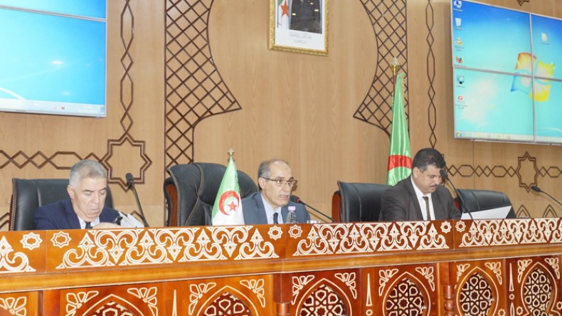 المجلس الشعبي البلدي بالوادي مهدد بالتجميد