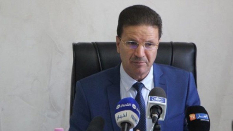 بعد حادثة والي مستغانم.. مسؤولون تحت مجهر مواقع التواصل