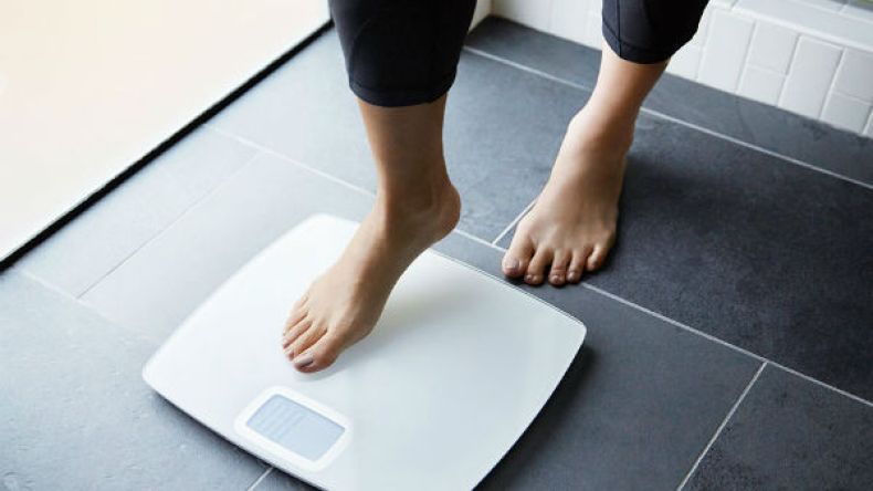 الميزان المنزلي لا يعكس الوزن الحقيقي.. والسبب؟