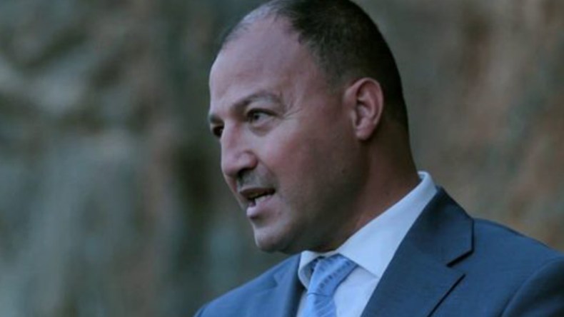 الوزير حطاب: التحضيرات الرياضية بِالخارج تبذير للمال العام